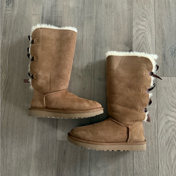 UGG Chestnut Bailey Bow Tall II Boots - Picture 2 of 8